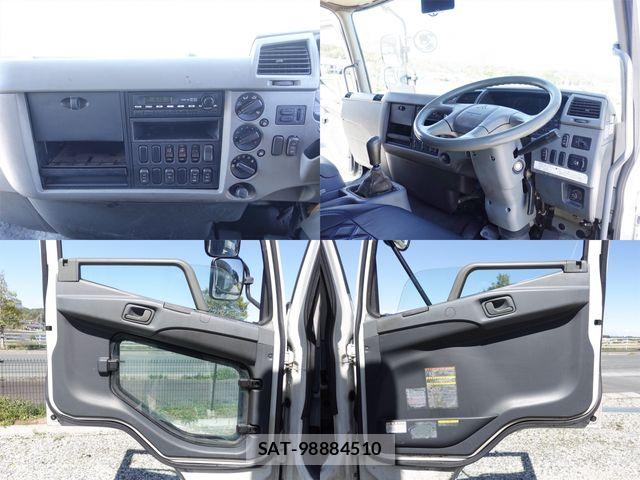 Mitsubishi FIGHTER 2013-04 6005795-17