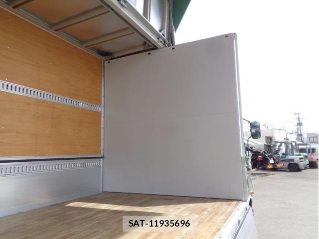 Mitsubishi FIGHTER 2022-10 6005743-6