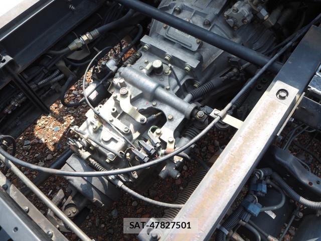 Mitsubishi FIGHTER 2004-05 6005762-27