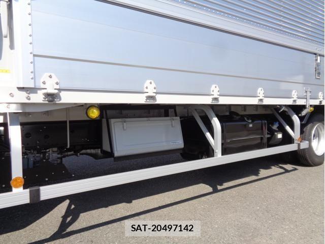 Mitsubishi FIGHTER 2025-10 6005726-19