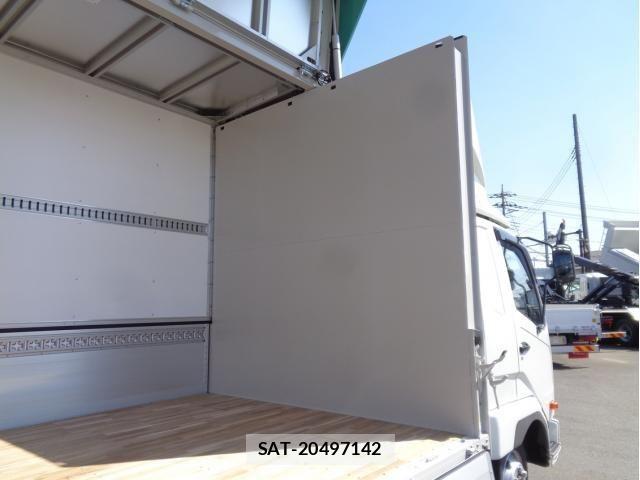 Mitsubishi FIGHTER 2025-10 6005726-6