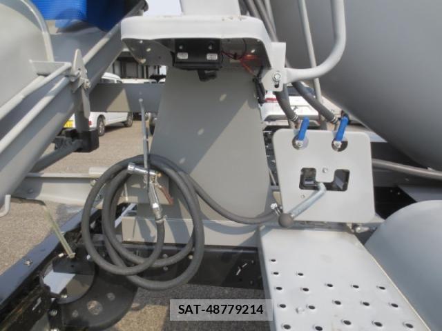 Mitsubishi FIGHTER 2025-05 6005727-18