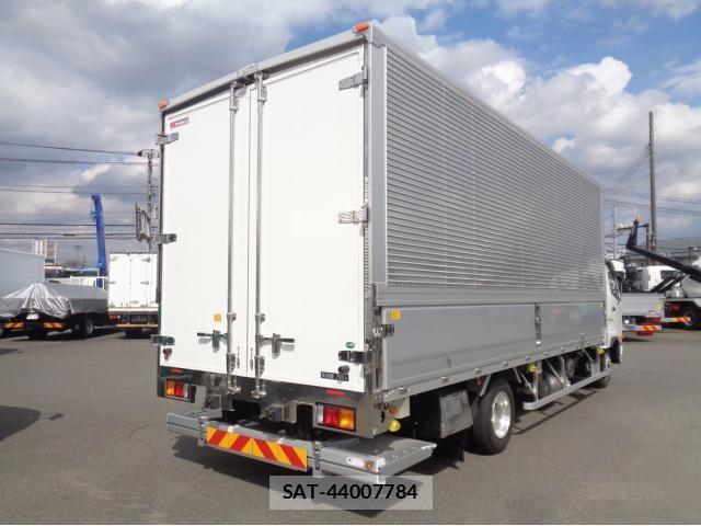 Mitsubishi FIGHTER 2025-10 6005704-2