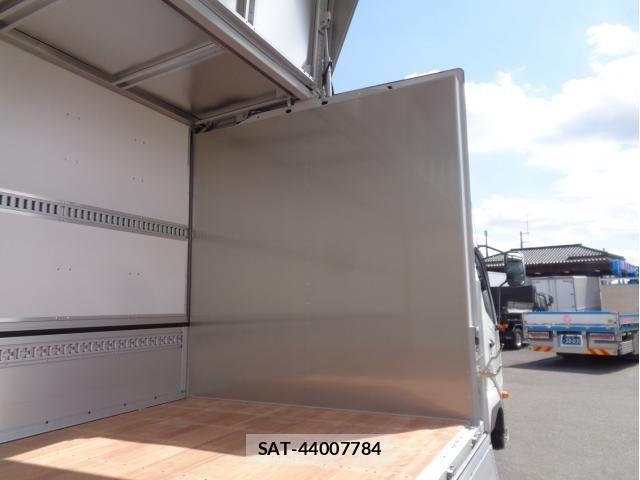 Mitsubishi FIGHTER 2025-10 6005704-7