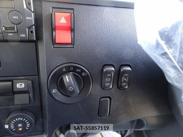 Mitsubishi FIGHTER 2025-08 6005699-18