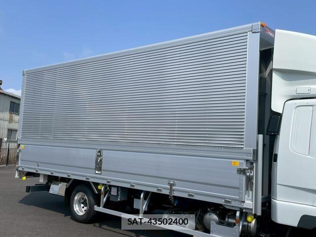 Mitsubishi FIGHTER 2025-11 6005724-8