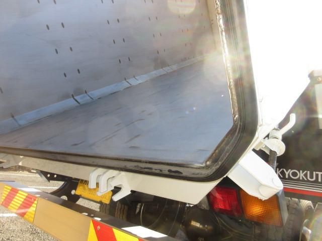 Mitsubishi FIGHTER 2025-12 6050375-19