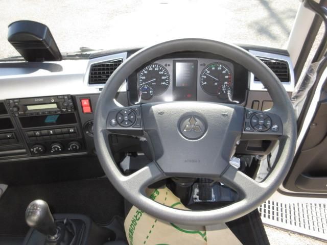 Mitsubishi FIGHTER 2025-12 6050375-26