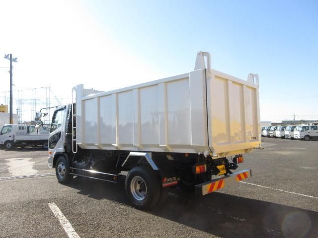 Mitsubishi FIGHTER 2025-12 6050375-2