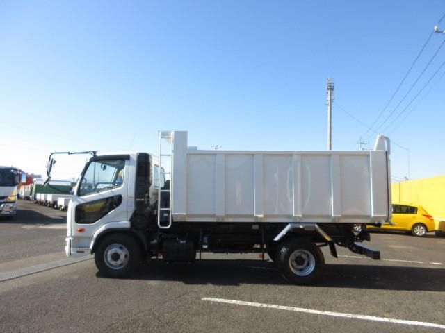 Mitsubishi FIGHTER 2025-12 6050375-4