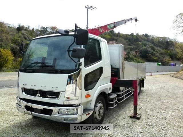 Mitsubishi FIGHTER 2020-03 6214575-17