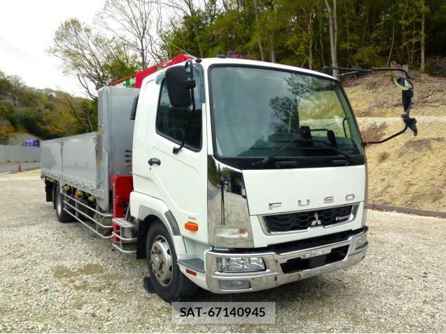 Mitsubishi FIGHTER 2020-03 6214575-2