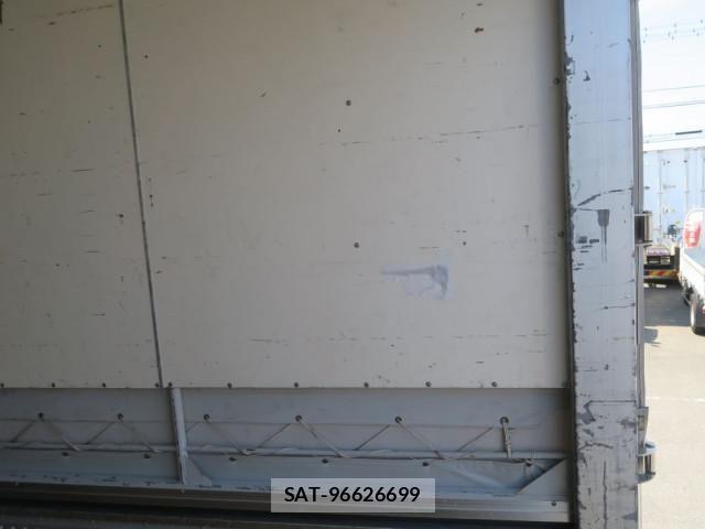 Mitsubishi FIGHTER 2019-03 6243979-14