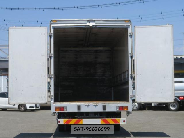 Mitsubishi FIGHTER 2019-03 6243979-8