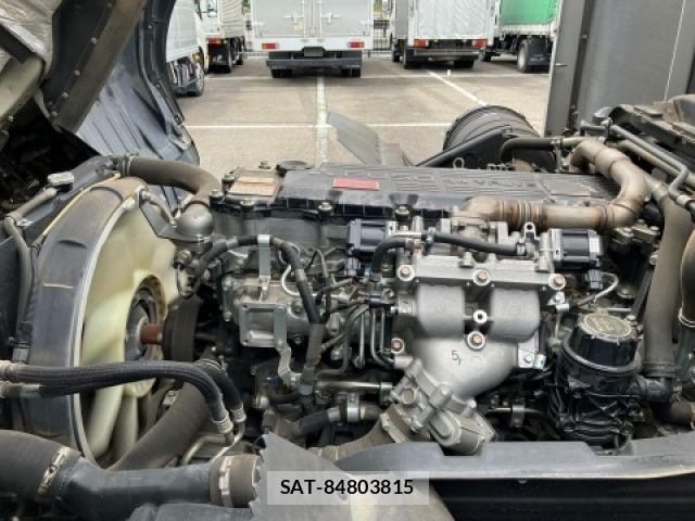 Mitsubishi FIGHTER 2019-05 6243974-15