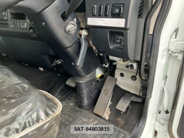 Mitsubishi FIGHTER 2019-05 6243974-25