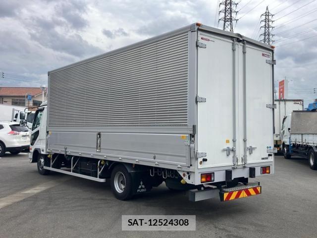 Mitsubishi FIGHTER 2022-08 6243975-3