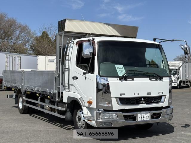 Mitsubishi FIGHTER 2014-12 6264033-2