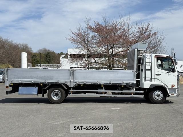 Mitsubishi FIGHTER 2014-12 6264033-4