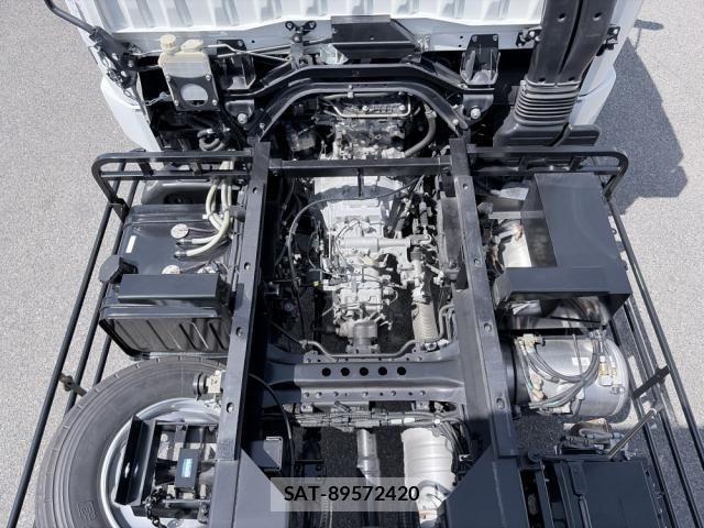 Mitsubishi FIGHTER 2026-03 6304080-24