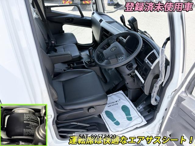 Mitsubishi FIGHTER 2026-03 6304080-7