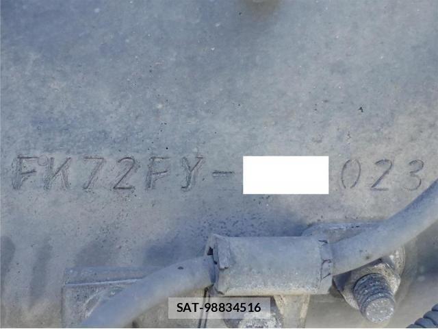 Mitsubishi FIGHTER 2011-01 6304093-21