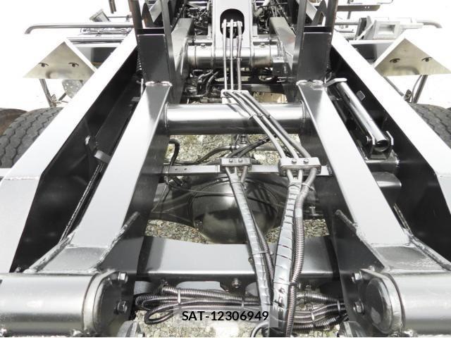 Mitsubishi FIGHTER 2020-12 6497545-11