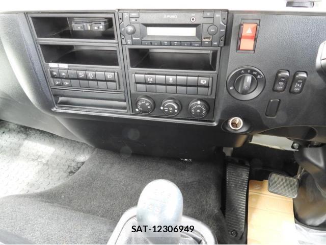 Mitsubishi FIGHTER 2020-12 6497545-24