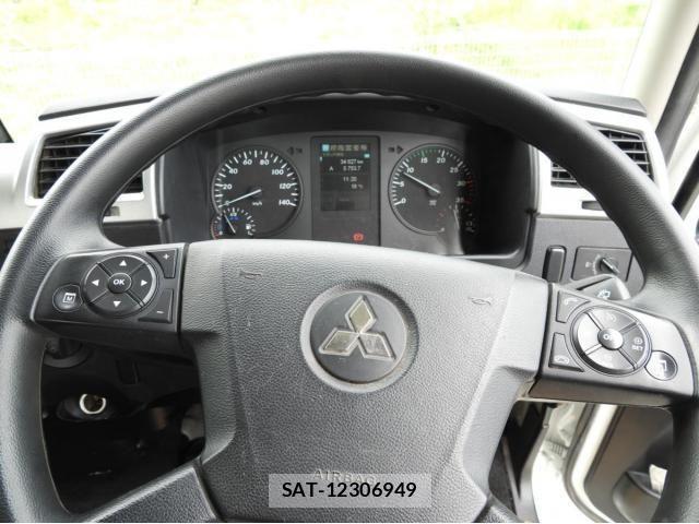 Mitsubishi FIGHTER 2020-12 6497545-26