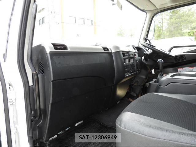 Mitsubishi FIGHTER 2020-12 6497545-29