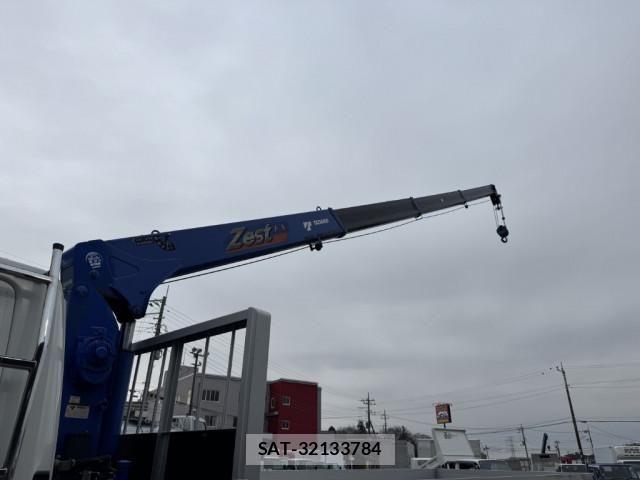 Mitsubishi FIGHTER 2021-09 6526128-12