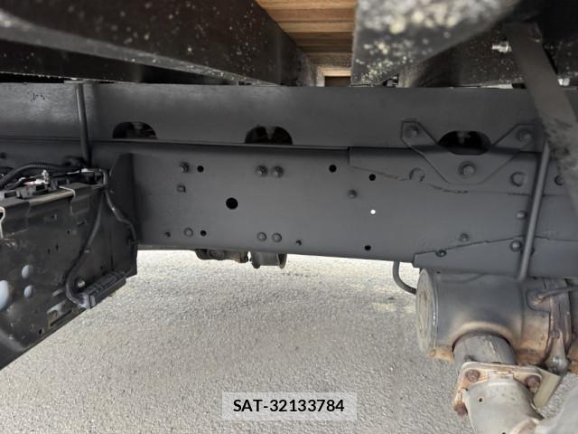 Mitsubishi FIGHTER 2021-09 6526128-22
