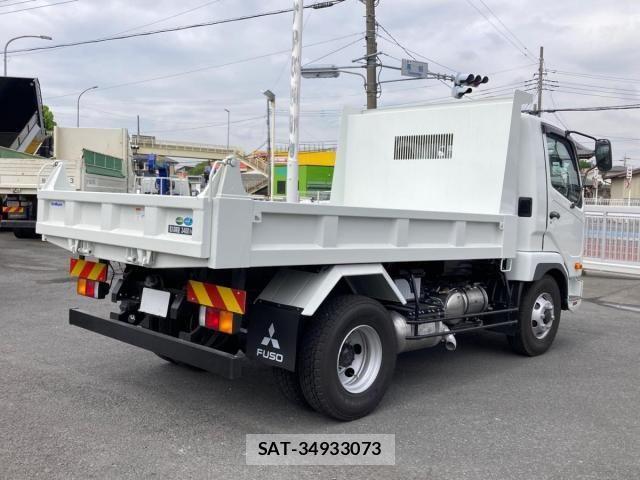 Mitsubishi FIGHTER 2025-10 6526127-2