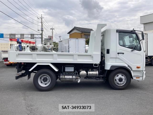 Mitsubishi FIGHTER 2025-10 6526127-7