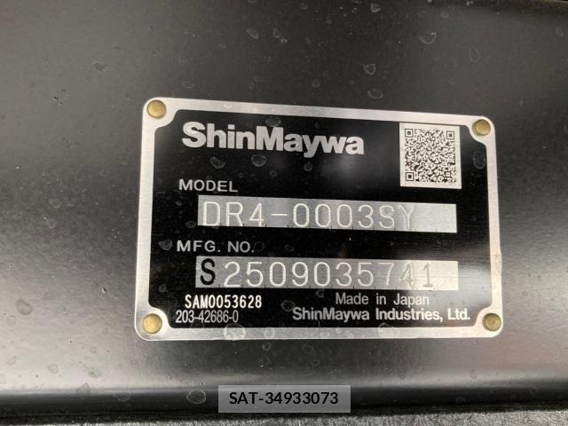 Mitsubishi FIGHTER 2025-10 6526127-8