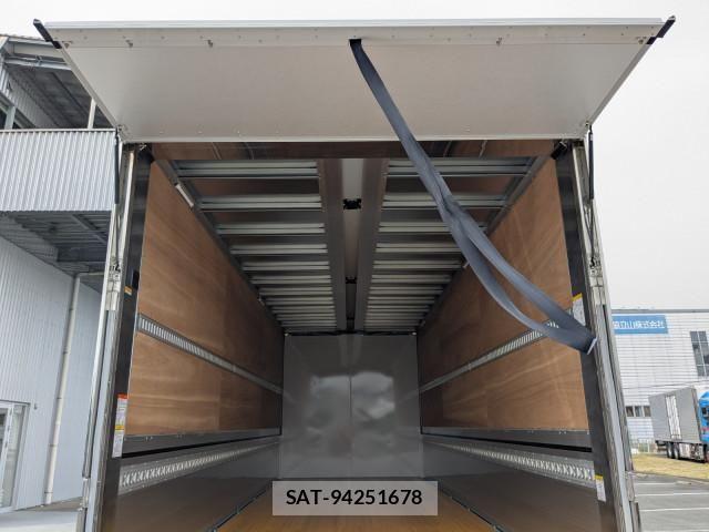 Mitsubishi FIGHTER 2025-05 6526114-16