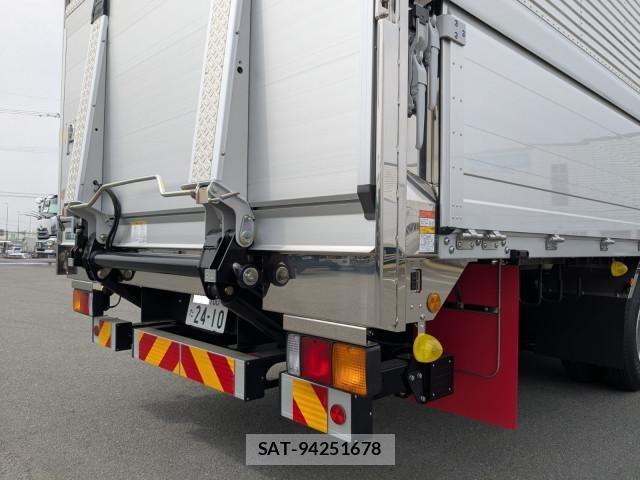 Mitsubishi FIGHTER 2025-05 6526114-5