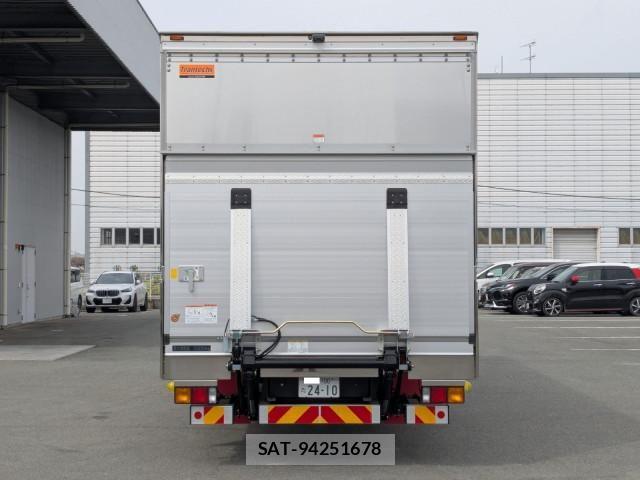 Mitsubishi FIGHTER 2025-05 6526114-6