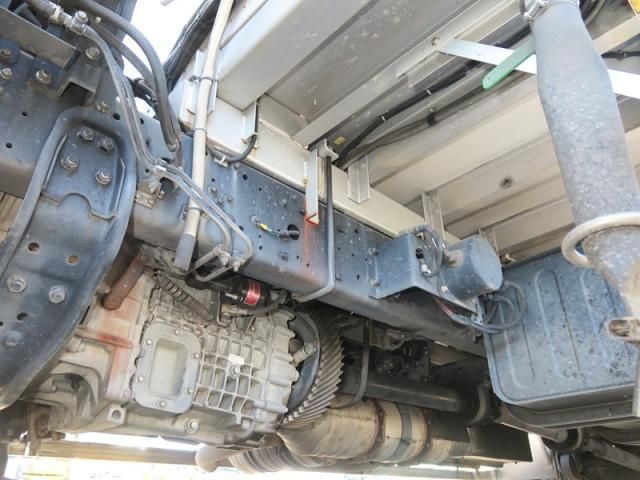 Mitsubishi FIGHTER 2016-02 6596472-17