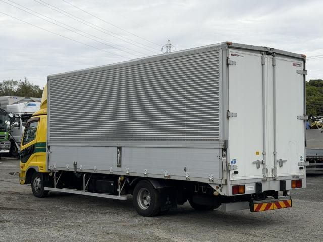 Mitsubishi FIGHTER 2015-06 6596543-5