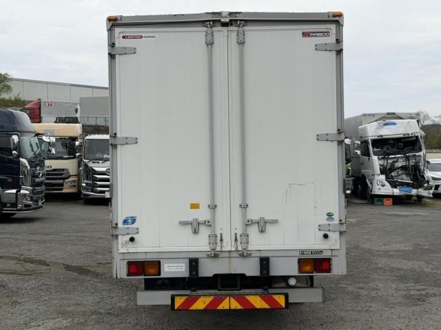 Mitsubishi FIGHTER 2015-06 6596543-6