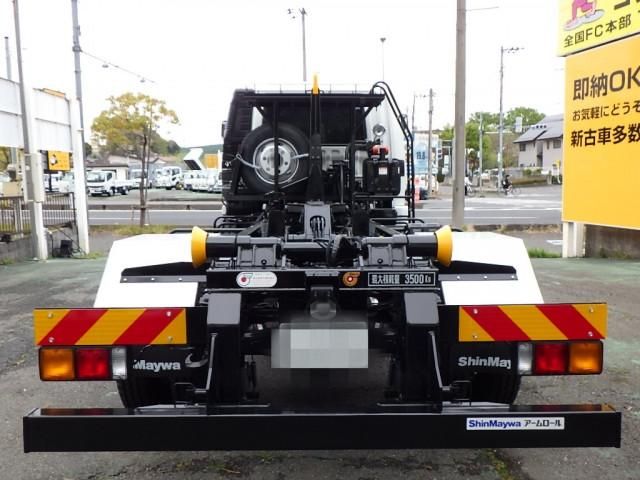 Mitsubishi FIGHTER 2025-09 6596448-4