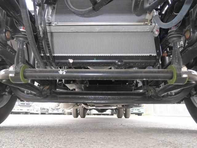 Mitsubishi FIGHTER 2025-10 6596450-16