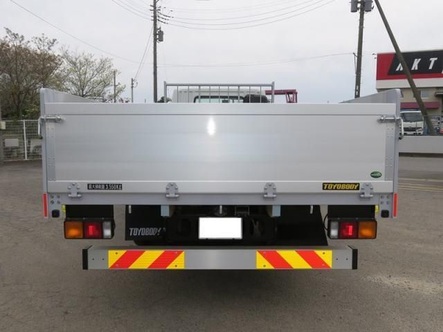 Mitsubishi FIGHTER 2025-10 6596450-4