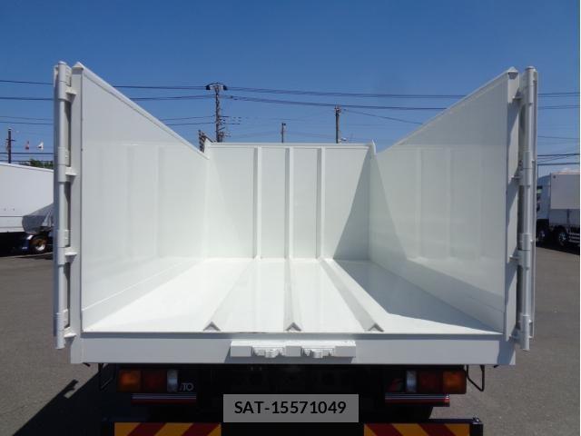 Mitsubishi FIGHTER 2025-10 6641565-6