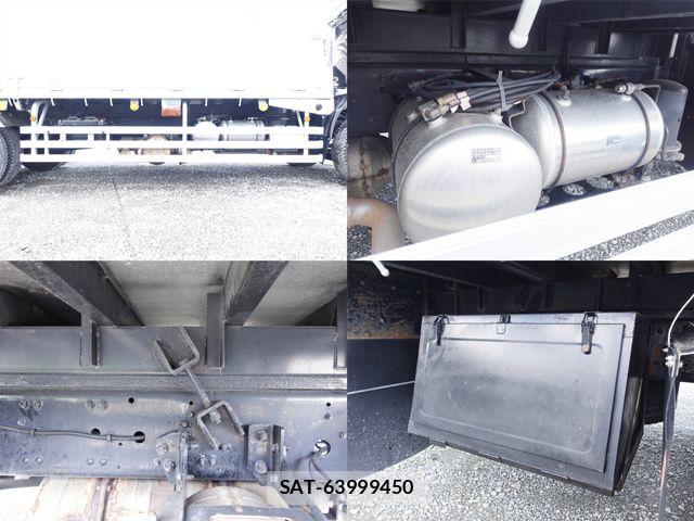Mitsubishi FIGHTER 2014-03 6671274-16