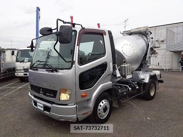Mitsubishi FIGHTER 2014-05 6675928-0