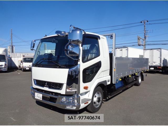 Mitsubishi FIGHTER 2026-01 6675921-1