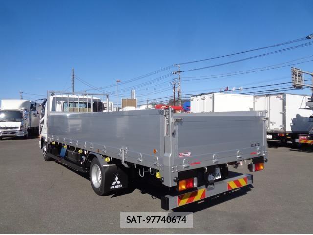 Mitsubishi FIGHTER 2026-01 6675921-3
