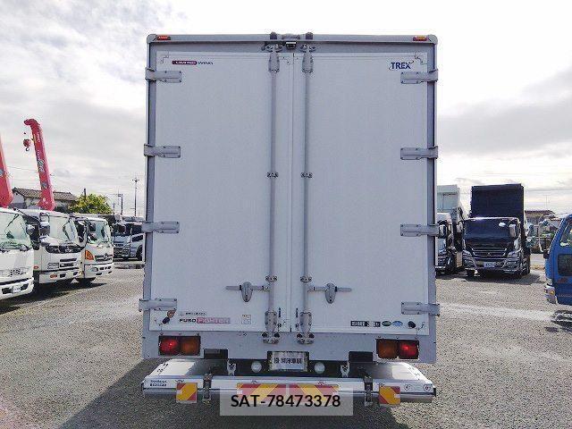 Mitsubishi FIGHTER 2016-09 6675931-4